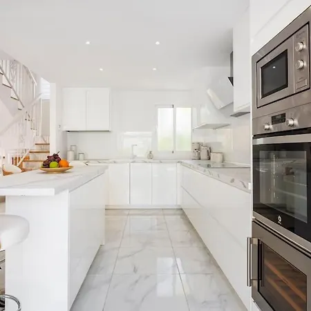 Maison Puerto Banus בית נופש *